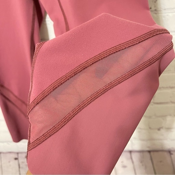 Lululemon Wunder Under Crop II (Special Edition) *Scallop 24"-Misty Merlot EUC - Picture 8 of 10